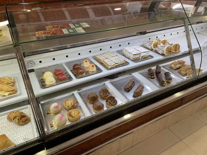 Fotografia tomada fuera de Pastelería Rialto - Pastelería en Torrevieja, Alicante