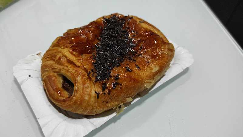 Fotografia tomada fuera de Horno tradicional Rosan (Antonio Arredondo González) - Panadería en Valladolid, Valladolid