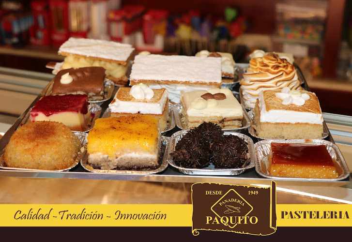 Fotografia tomada fuera de Panaderia Paquito - Pastelería en Santa Pola, Alicante