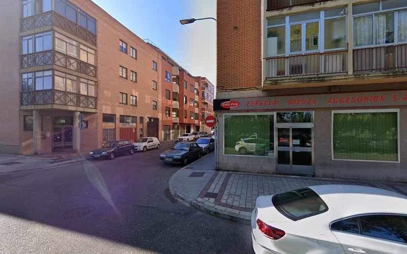 Fotografia tomada fuera de Dulce Antojito - Tienda de tartas en Valladolid, Valladolid