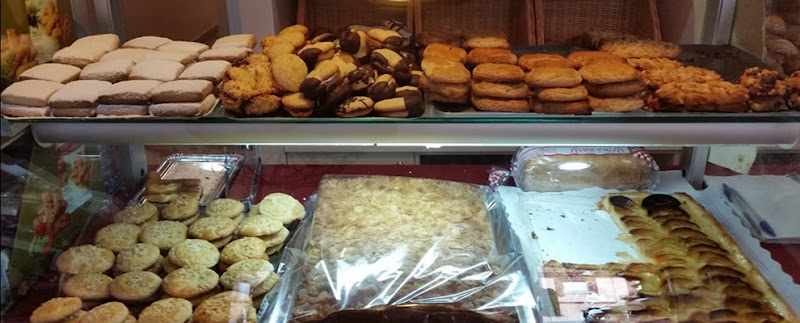 Fotografia tomada fuera de Panadería Desiderio Escalada - Panadería en Veguellina de Órbigo, León