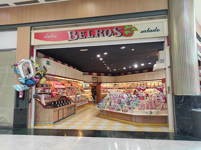 Fotografia tomada fuera de Belros - Tienda de golosinas en Logroño, La Rioja