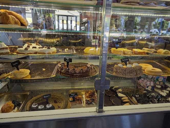 Fotografia tomada fuera de La Chamba Plaza Grande - Pastelería en Zafra, Badajoz