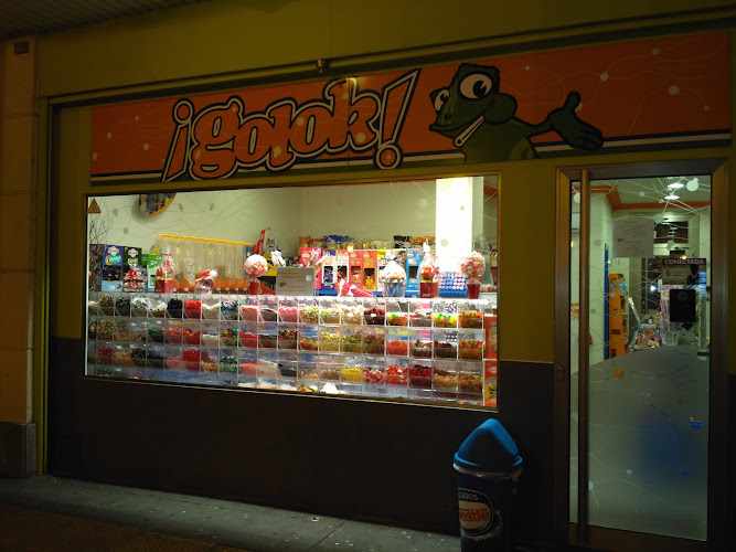 Fotografia tomada fuera de Golok - Candy store en Lazkao, Guipúzcoa