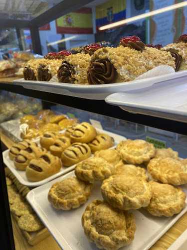 Fotografia tomada fuera de BRISAS DE COLOMBIA - Panadería en Fuenlabrada, Madrid