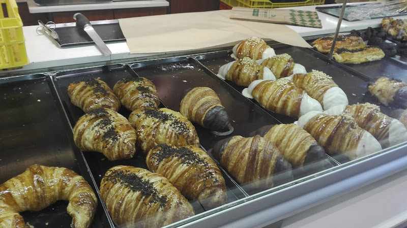 Fotografia tomada fuera de Cal Moliné - Forn de pa en Manresa, Barcelona