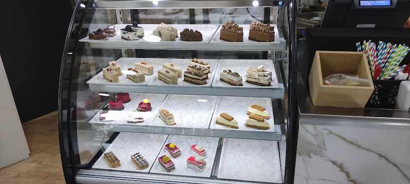 Fotografia tomada fuera de PANADERÍA Y CAFETERÍA LIXUS - cafeterías en Manresa, Barcelona