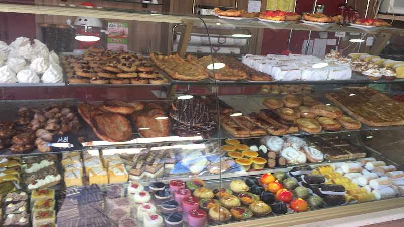 Fotografia tomada fuera de Pan y Dulces Gimeno S.L.U. - Panadería en Manises, Valencia