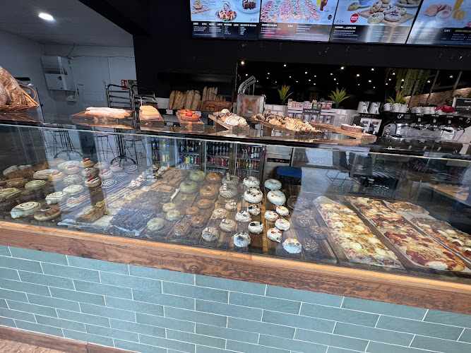 Fotografia tomada fuera de Liaopastel - Pastelería en Manises, Valencia