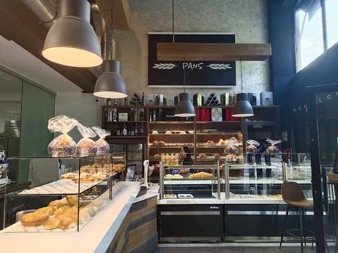 Fotografia tomada fuera de Madremia Pans - Panadería en Madrid, Madrid
