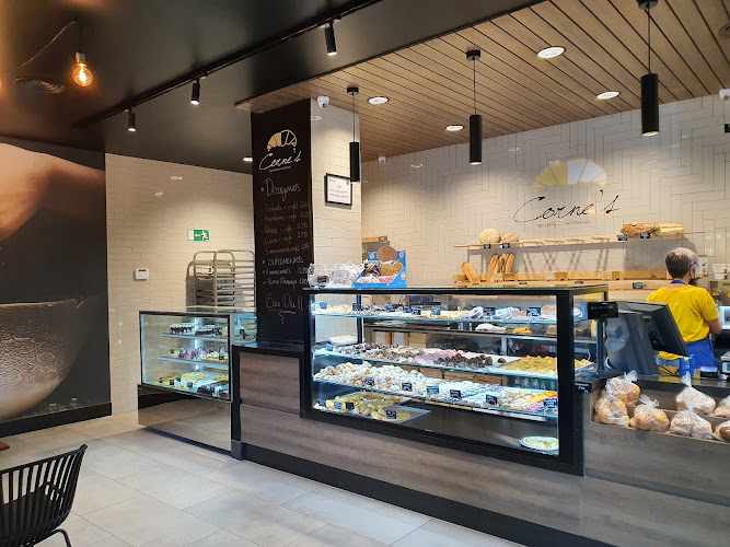 Fotografia tomada fuera de Pastelería Cafetería - Corne's - Pastelería en Leganés, Madrid