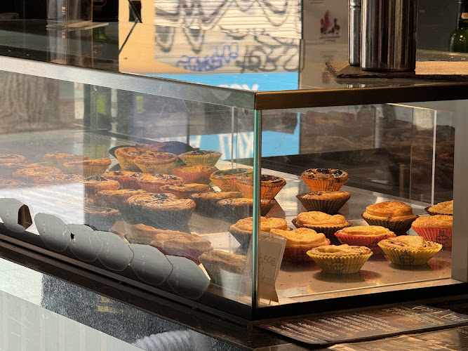 Fotografia tomada fuera de Natas D'Ouro - cafeterías en Palma, Baleares