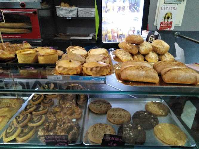 Fotografia tomada fuera de Café El Diván - cafeterías en Andratx, Baleares