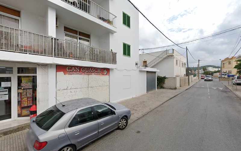 Fotografia tomada fuera de SES PAISSES S.L. - Supermercado en Sant Antoni de Portmany, Baleares