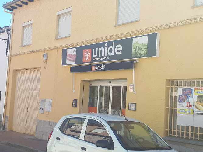 Fotografia tomada fuera de Unide - Supermercado en Sanchidrián, Ávila