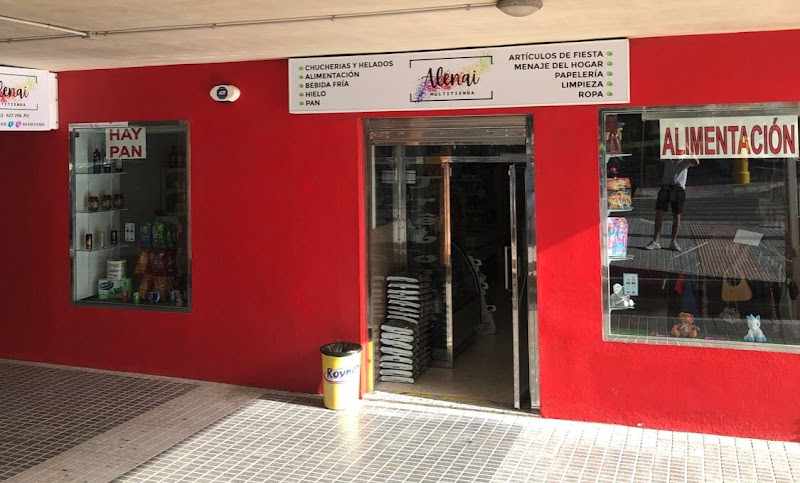 Fotografia tomada fuera de Alenai multitienda - Panadería en Badajoz, Badajoz