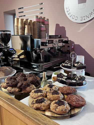Fotografia tomada fuera de Brownie - Hermosilla - cafeterías en Madrid, Madrid