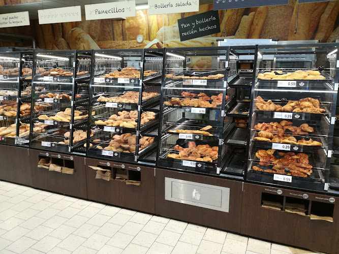 Fotografia tomada fuera de Lidl - Supermercado de descuentos en Calvià, Baleares