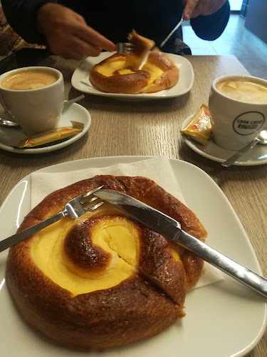 Fotografia tomada fuera de El TaraNNà - cafeterías en Sant Miquel de Balenyà, Barcelona