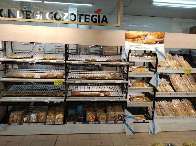 Fotografia tomada fuera de Alcampo - Supermercado en Bergara, Guipúzcoa