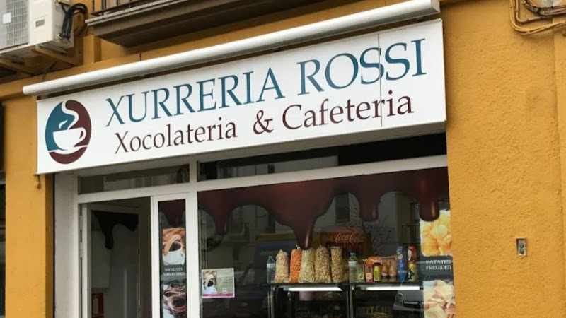 Fotografia tomada fuera de Xurreria Rossi - Churrería en Blanes, Girona