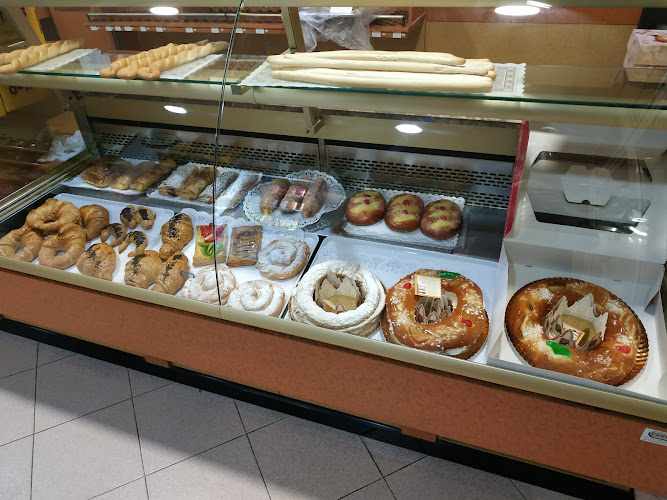Fotografia tomada fuera de Panaderia Pastisseria Sada - Forn de pa en Blanes, Girona