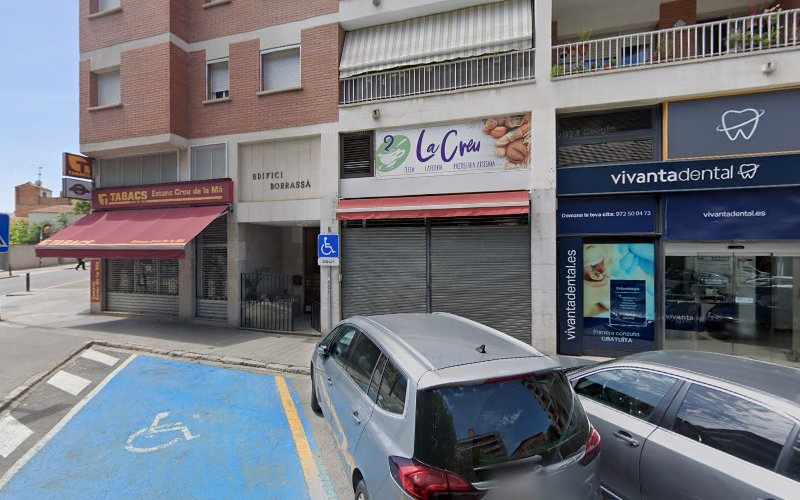 Fotografia tomada fuera de Ebre Fleca Pastisseria Artesana - Pastisseria en Figueres, Girona