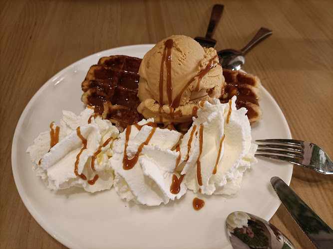 Fotografia tomada fuera de La Scala | Café & Restaurante | Cafetería en Potes - restaurantes en Potes, Cantabria