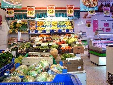 Fotografia tomada fuera de Supermercado SUMA - Supermercado en Osorno, Palencia