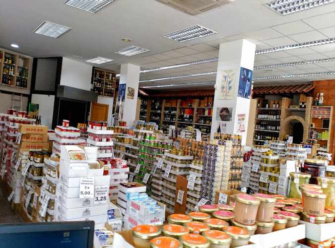 Fotografia tomada fuera de Supermercados Fernando Ruiz - Supermercado en Belorado, Burgos