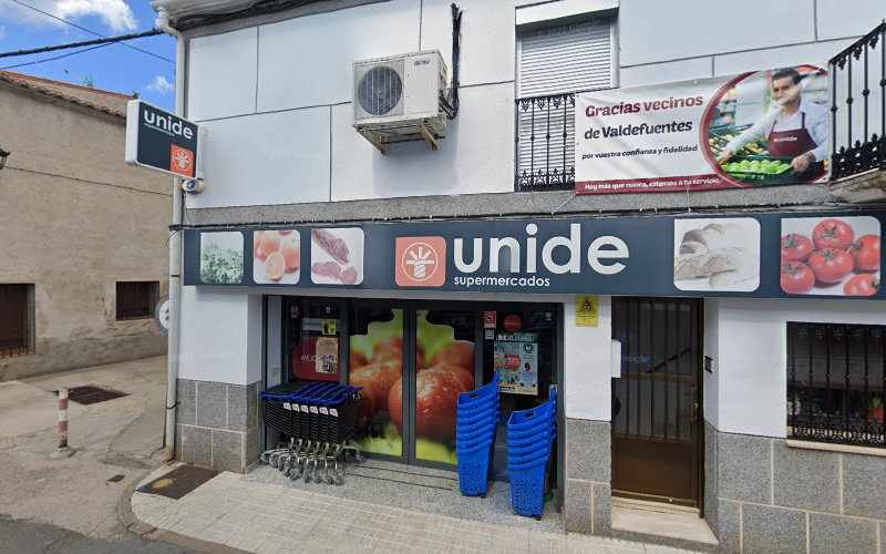 Fotografia tomada fuera de Supermercado Unide - Supermercado en Valdefuentes, Cáceres