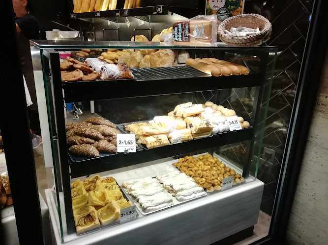 Fotografia tomada fuera de 365 Obrador - cafeterías en Castelldefels, Barcelona