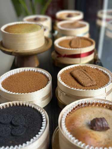 Fotografia tomada fuera de Black Cake ® Martinez de la Rosa - Pastelería en Castelldefels, Barcelona