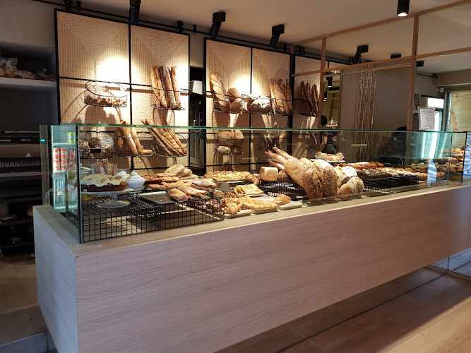 Fotografia tomada fuera de La Forneria - Panadería en Barcelona, Barcelona