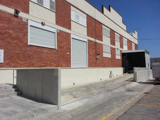 Fotografia tomada fuera de Kokoa Origens - Almacén en Martorell, Barcelona