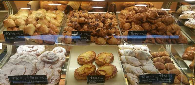 Fotografia tomada fuera de Forn de Cabrianes - Panadería en Sant Joan de Vilatorrada, Barcelona