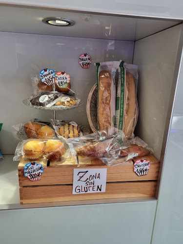 Fotografia tomada fuera de Trie Bakery - Pastisseria en Barcelona, Barcelona