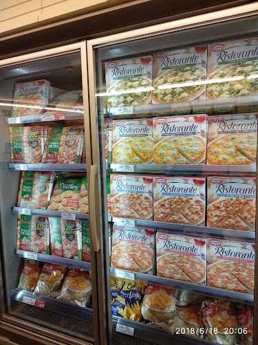 Fotografia tomada fuera de Bonpreu - Supermercat en Cervelló, Barcelona