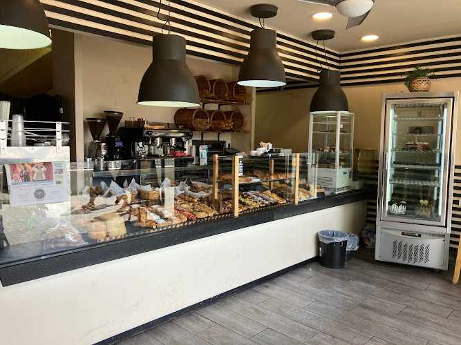 Fotografia tomada fuera de ConPan - Panadería en Barcelona, Barcelona