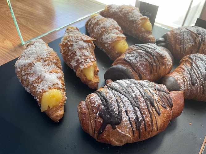 Fotografia tomada fuera de Todo bueno - Panadería en Mollet del Vallès, Barcelona