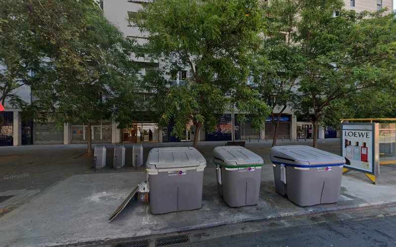 Fotografia tomada fuera de Hornos y Pastelerías Vila - Forn de pa en Barcelona, Barcelona