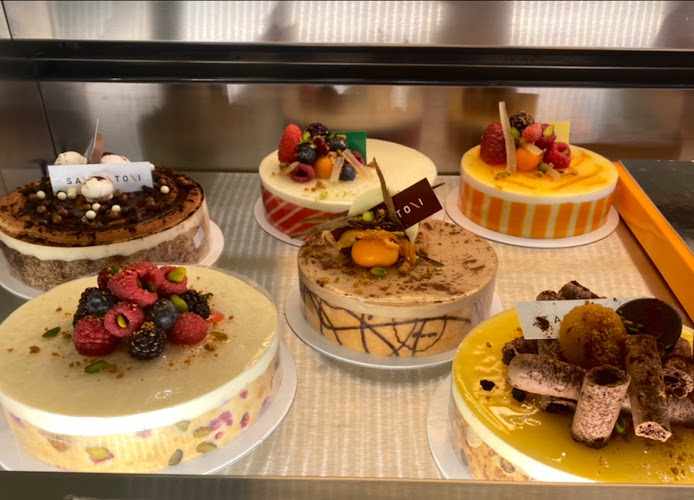 Fotografia tomada fuera de Pastelería Santantoni - Pastisseria en Barcelona, Barcelona