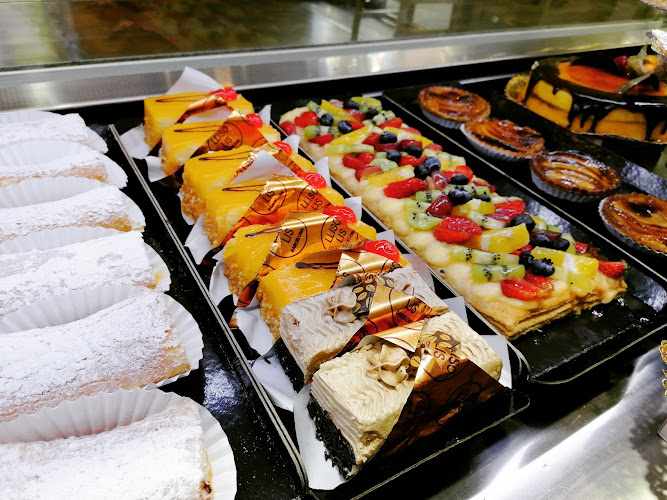Fotografia tomada fuera de Lliso Lis - Pastelería en Barcelona, Barcelona