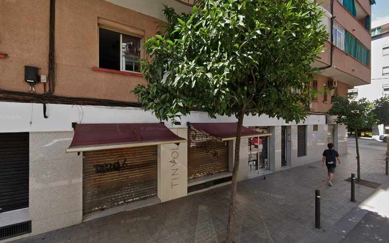 Fotografia tomada fuera de El Molí d'Esplugues S.L. - Panadería en L'Hospitalet de Llobregat, Barcelona