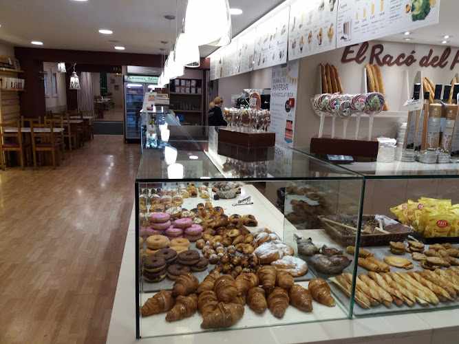 Fotografia tomada fuera de Chocolat-Box - Cafeteria en Igualada, Barcelona
