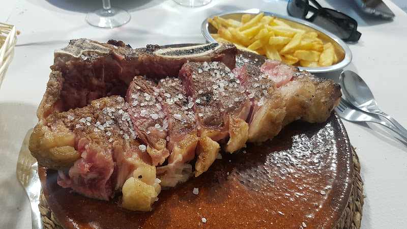 Fotografia tomada fuera de Restaurante Borda Chaca (Jaca) - restaurantes en Ulle, Huesca