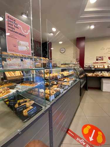 Fotografia tomada fuera de Panishop - Panadería en Zaragoza, Zaragoza