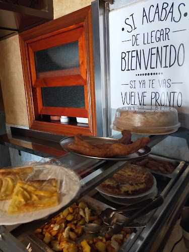 Fotografia tomada fuera de churrería San Sebastián - Churrería en Montehermoso, Cáceres