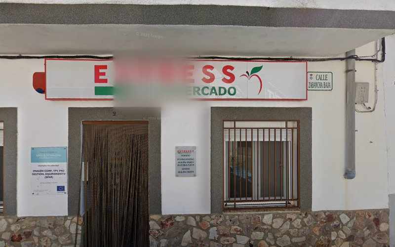 Fotografia tomada fuera de Autoservicio Teo spar - Supermercado en Riolobos, Cáceres