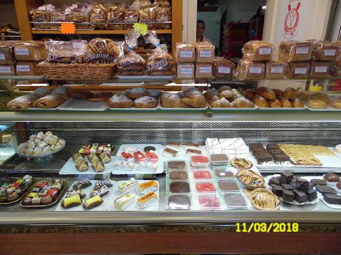Fotografia tomada fuera de Panaderia y confiteria el guitarrilla - Panadería en Los Belones, Murcia